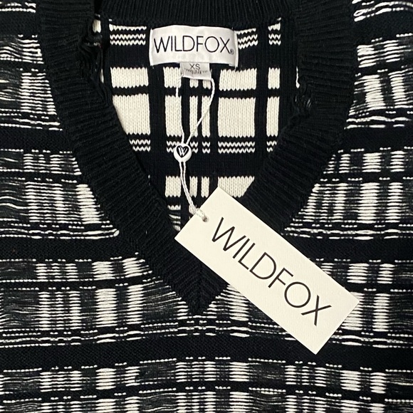 Wildfox Reese Ritzy Fringe Hem Sweater in Black and White NWT - Picture 3 of 3